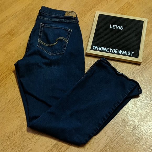 Signature by Levi Strauss Denim - SIGNATURE by LEVI'S Curvy Boot Cut Dark Wash Jeans